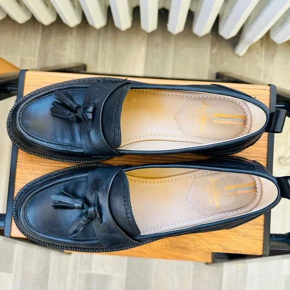 Sam Edelman Caylia Black Leather Tassel Loafers Size 8 Lug Sole Flats - Picture 4 of 11
